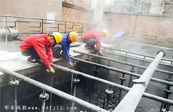 羅茨風(fēng)機(jī)脫硫風(fēng)機(jī).jpg 羅茨風(fēng)機(jī)脫硫風(fēng)機(jī).jpg